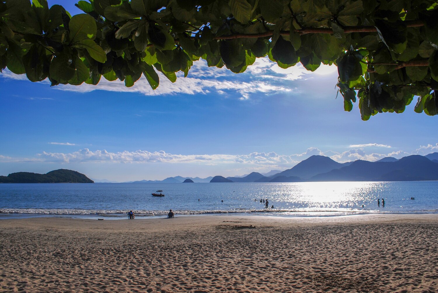 Beautiful beach sunny day 146714 1334 Beautiful beach sunny day 146714 1334
